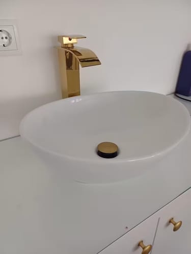 Customer photo review of Grifo de Lavabo Dorado