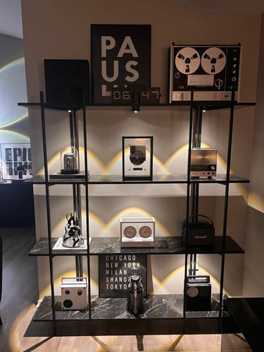 Customer photo review of M1 Music Frame CD Player