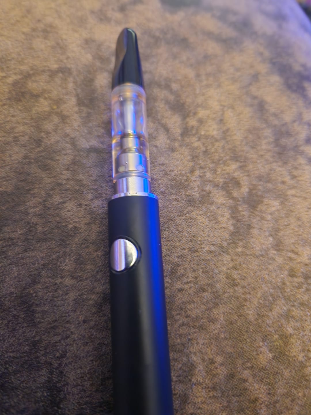 Customer photo review of 1 Gram THCA Full Spectrum Vape Cartridge | Skywalker OG - Indica