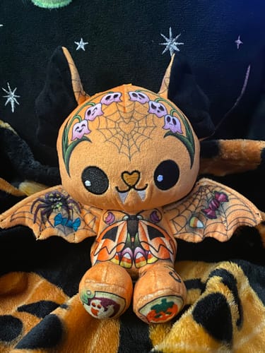 Customer photo review of Batties Plush Pendant Blind Box