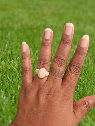 Customer photo review of Oversized Oval Collection - Silicone Rings with Metal Frame