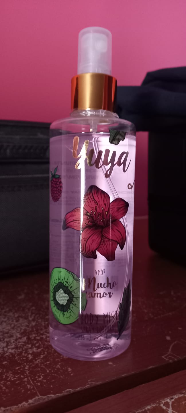 Customer photo review of Body Mist  "Amor Mucho Amor"