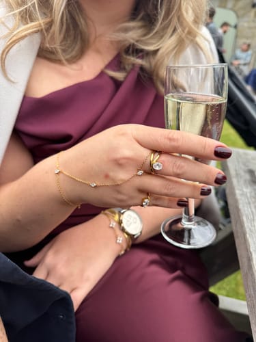 Customer photo review of Virelle Hand Chain