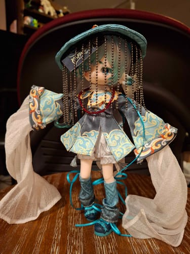 Customer photo review of Penny's Box Cool Mint Zombie Limited BJD Action Figure