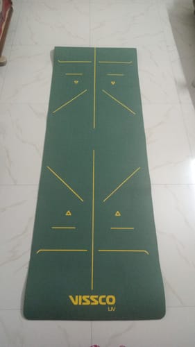 Customer photo review of Alignment Yoga Mat | Probalance TPE material | Sweat Resistant | 72″ x 24″ | Thickness 6mm (Green)
