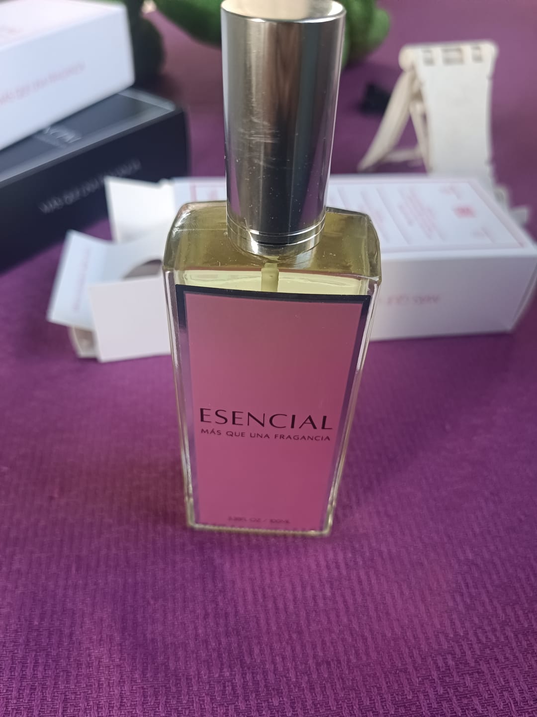 Customer photo review of M556 Inspirado en: La Bomba - Carolina Herrera