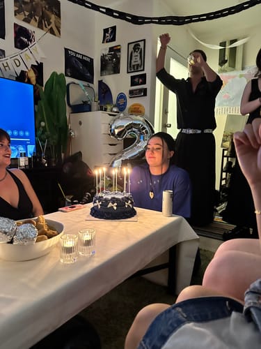 Customer photo review of mia