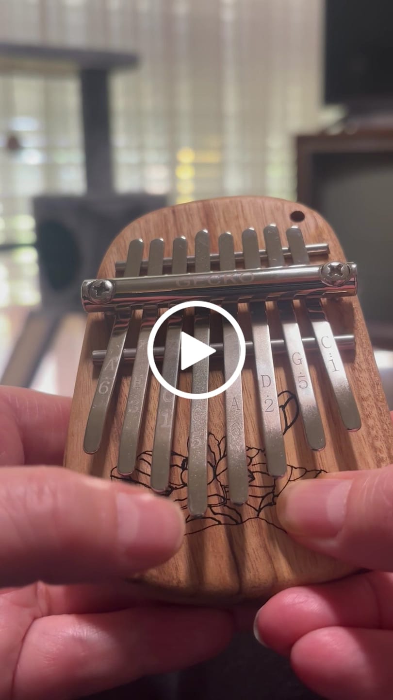 Customer video review of Kalimba GECKO 8 Key Pentatonic Camphor/Mahogany