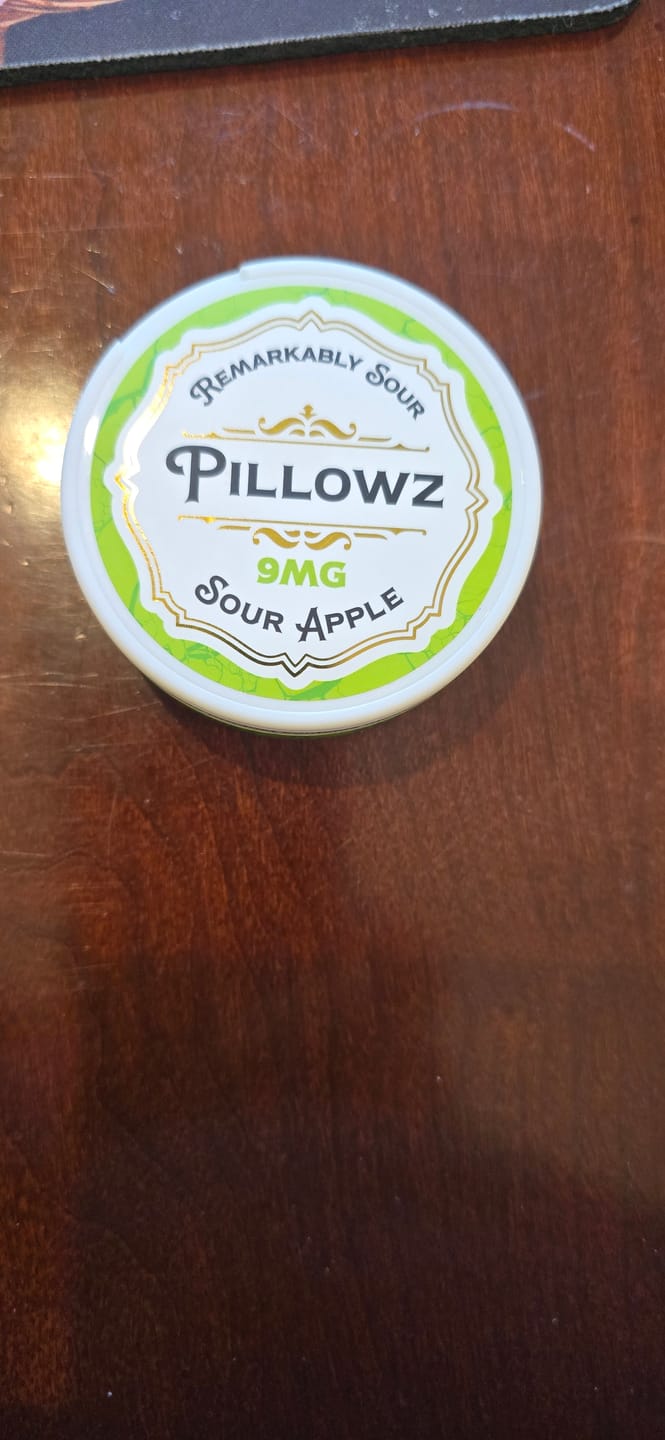 Customer photo review of Sour Pouches 5-Can Multi Flavor Pack