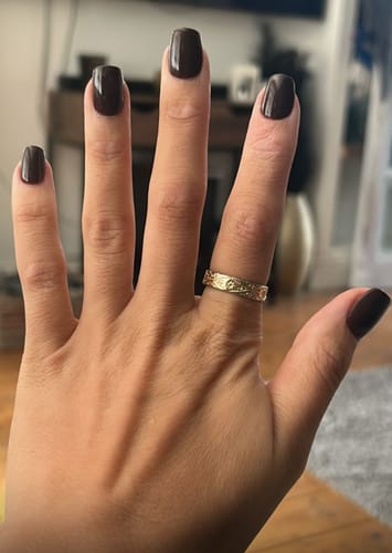 Customer photo review of Cherry Cola - Press On Nails