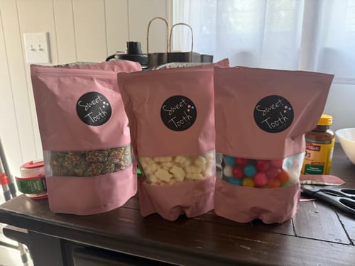Customer photo review of Sprinkle Gummy Bears - 1LB
