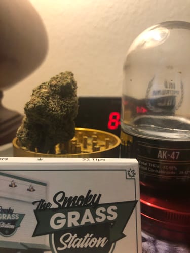 Customer photo review of Gold Spectrum THCA Flower (Top) - AK-47