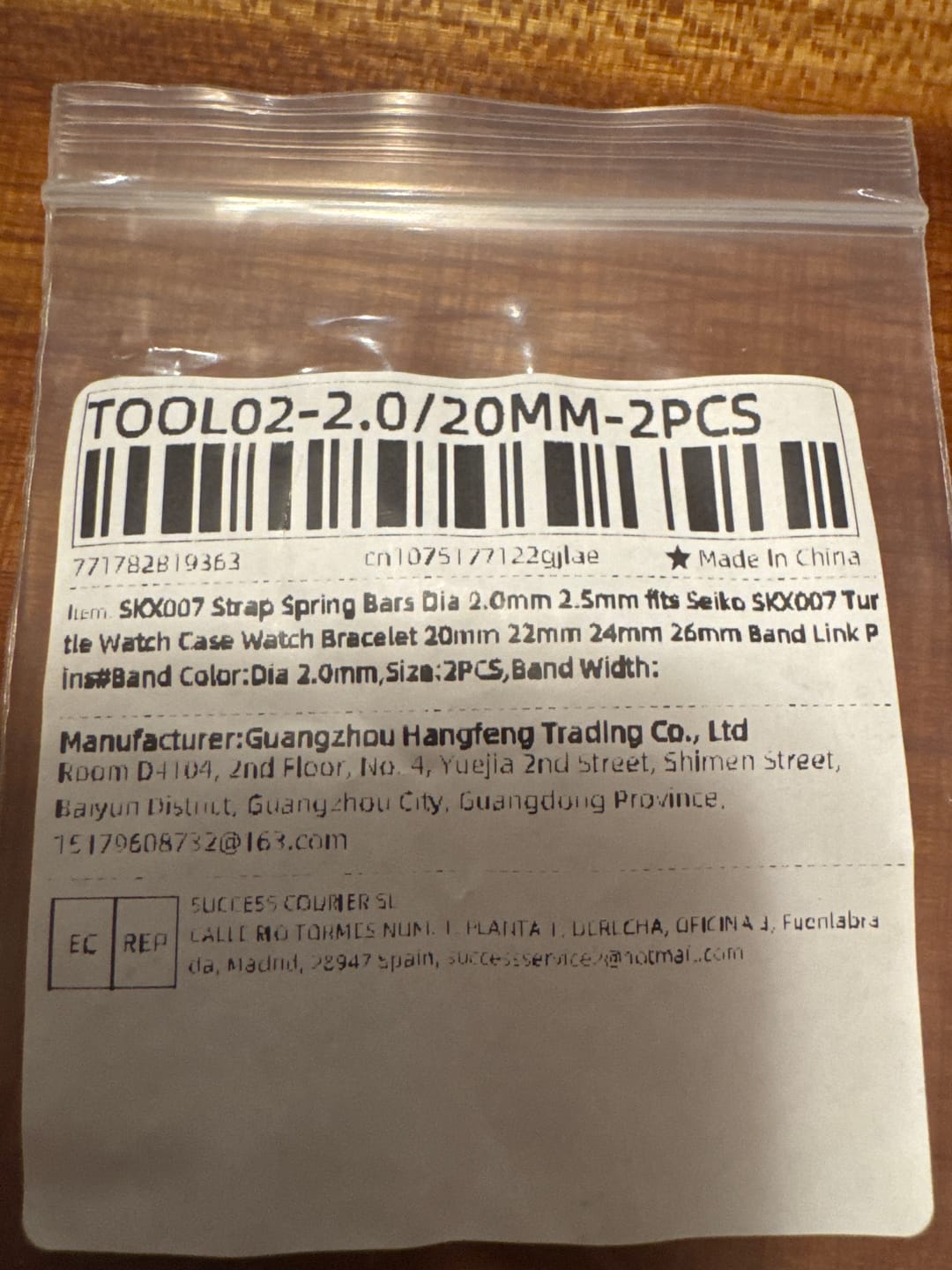 Customer photo review of Garmin QuickFit Band Conversion Pins - Durable Steel Design