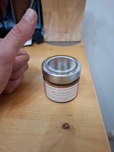 Customer photo review of NOUVEAUTÉ                                                        Pâte à Tartiner Pistaches chocolat lait