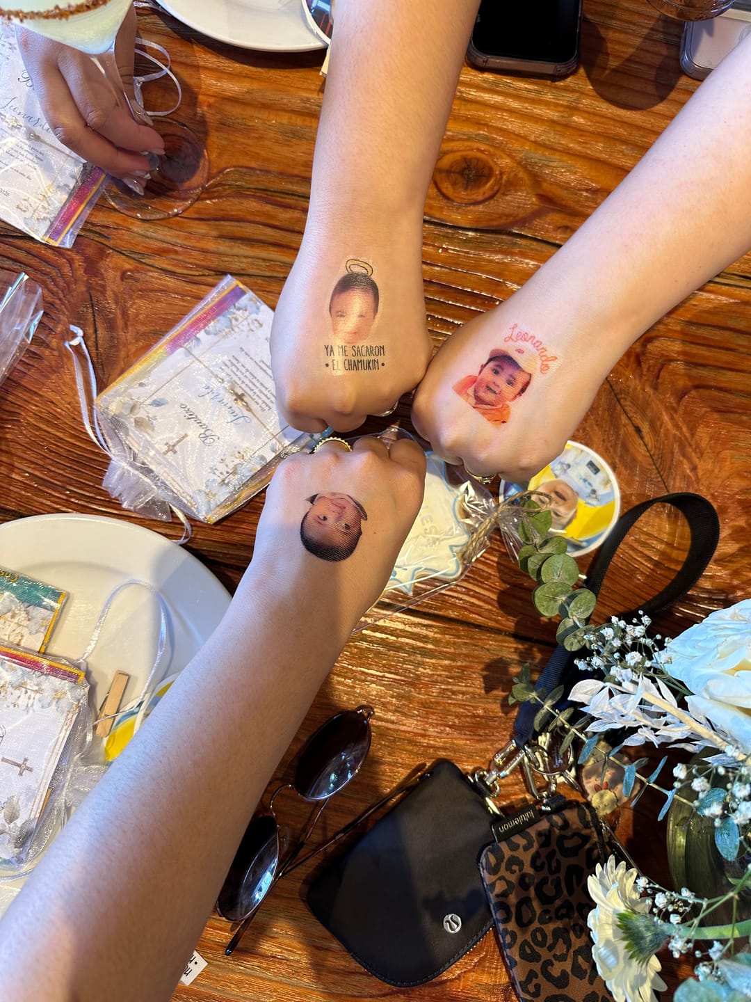 Customer photo review of TATUAJES TEMPORTALES PERSONALIZADOS