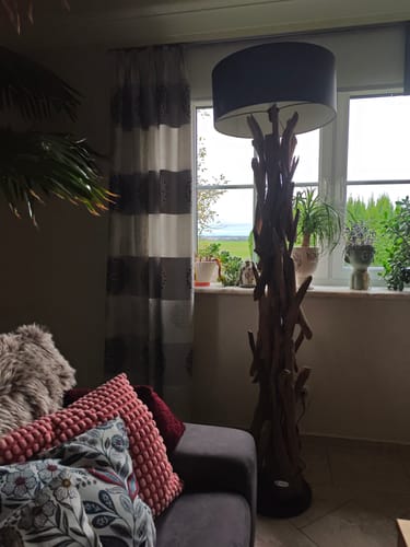 Customer photo review of Stehlampe Teakholz BLUMA  | Höhe 180 cm | inkl. Lampenschirm