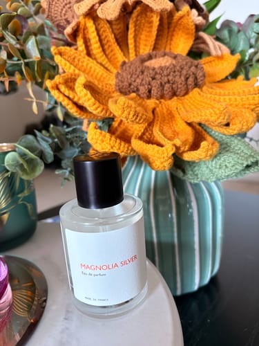 Customer photo review of Magnolia Silver