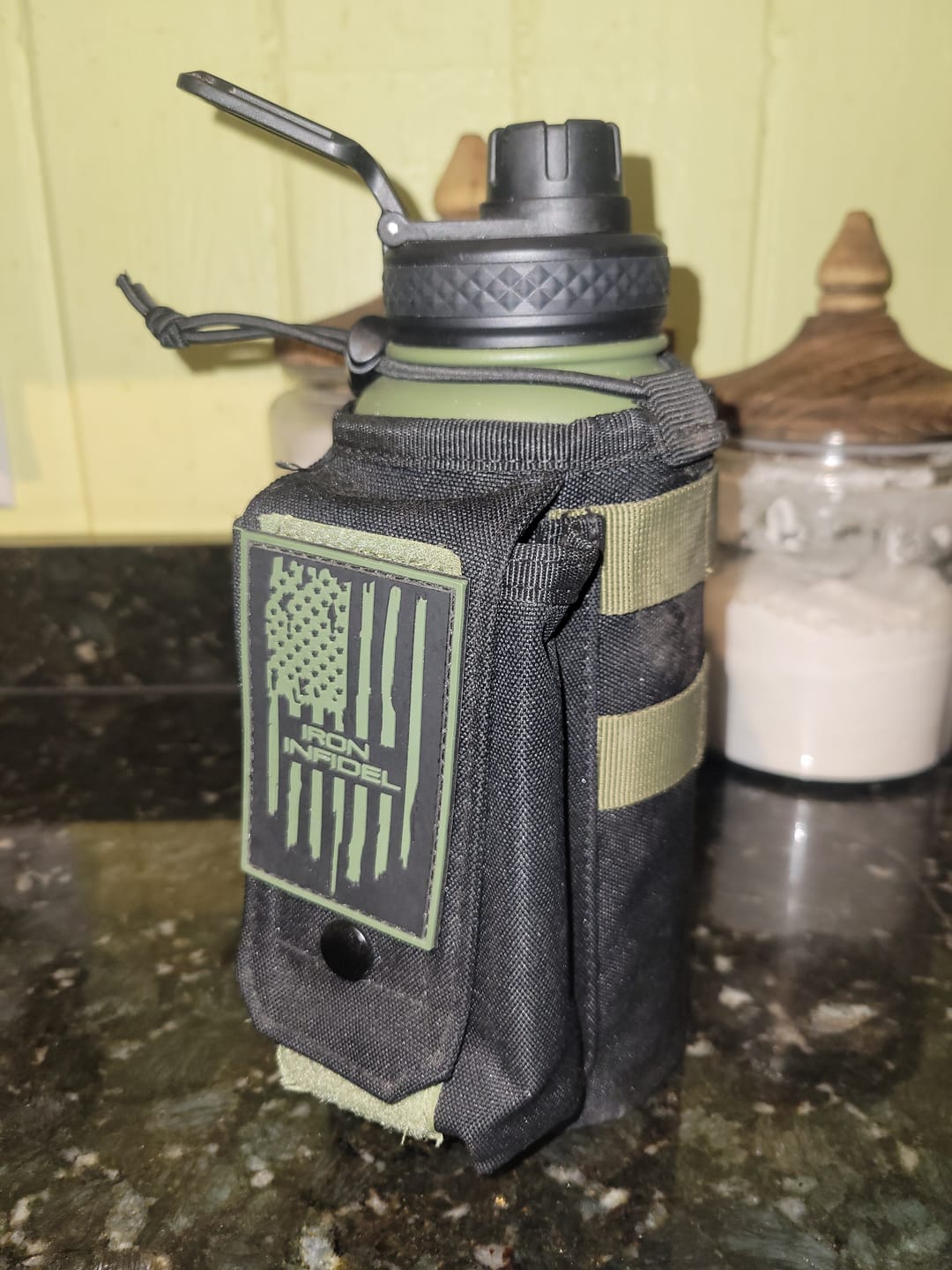 Customer photo review of 32oz Compact Battle Bottles