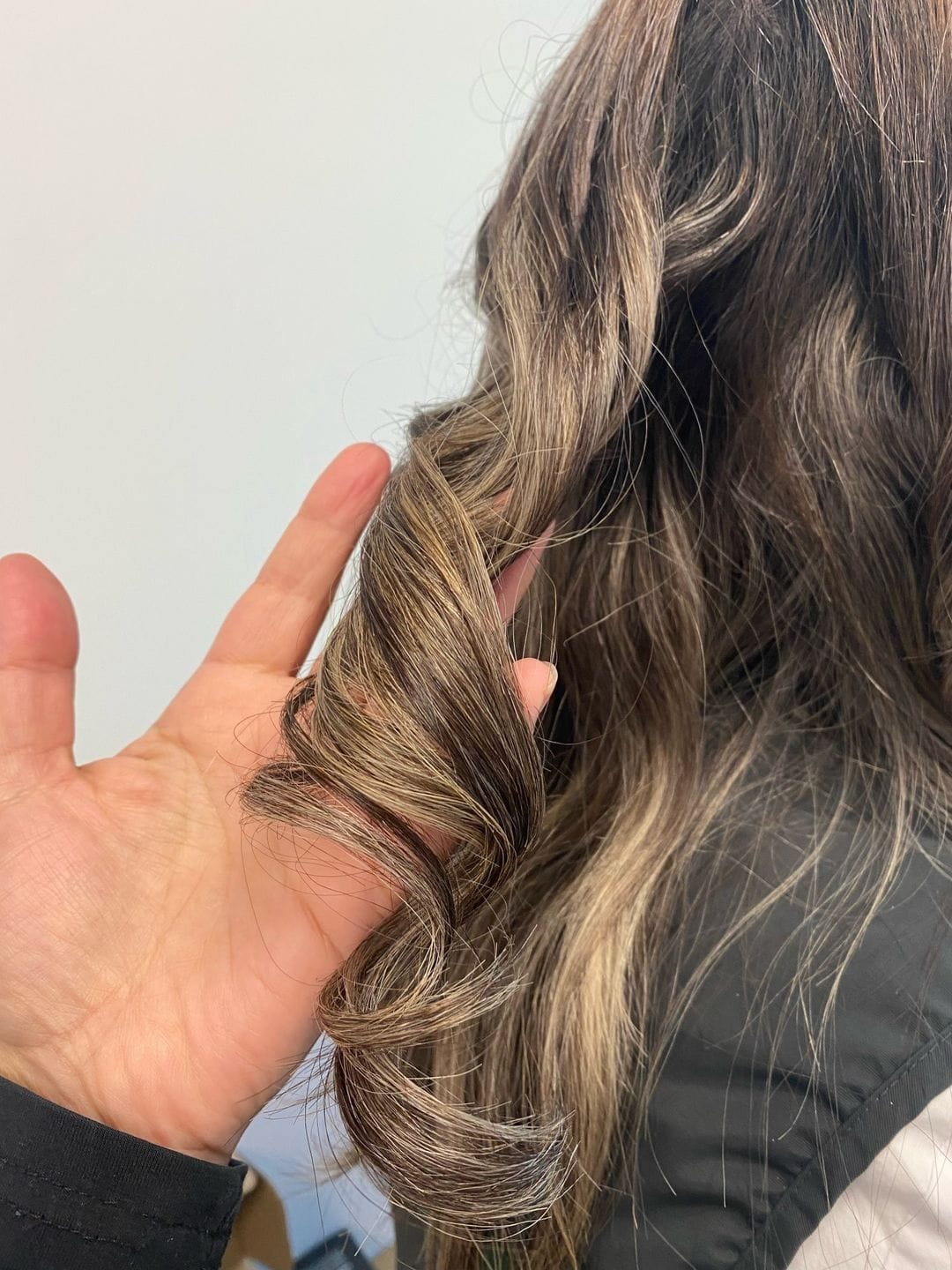 Customer photo review of 5 in 1 Hairstyler  Locken, Glätten & Trocknen mit Coanda Effekt