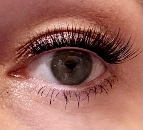 Customer photo review of Plushy Gossamer® Lash