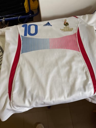 Customer photo review of Zinedine Zidane France 2006 World Cup Final White Retro Kit – | Trikot | Maillot Soccer Shirt