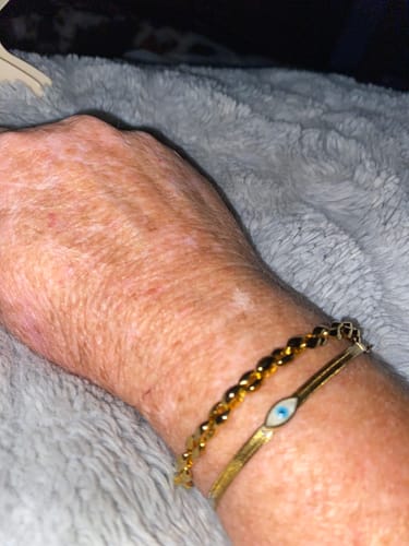 Customer photo review of 18k Gold Coffee Bean Linked Bracelet