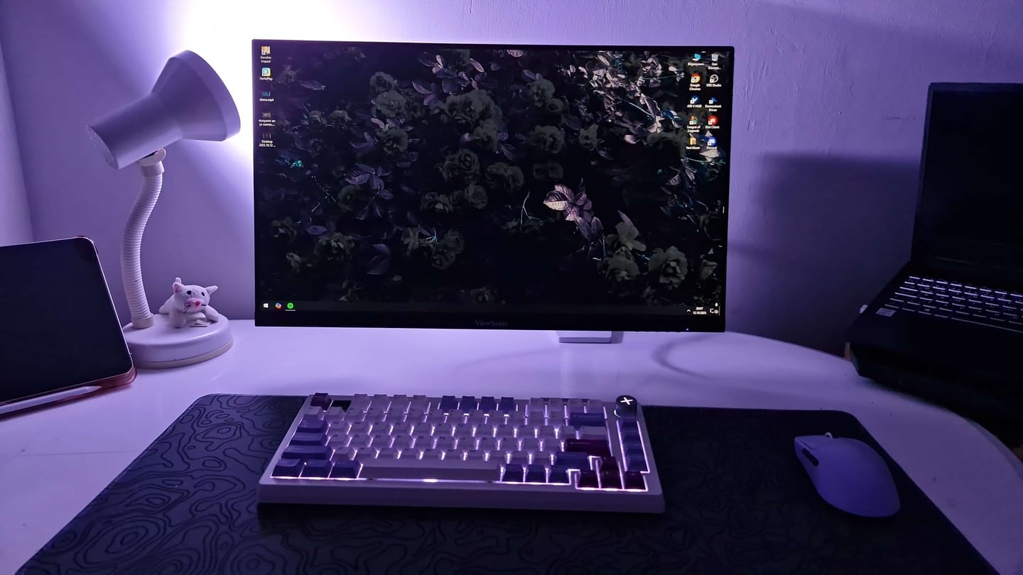 Customer photo review of Darmoshark Top75 Mekanik Klavye
