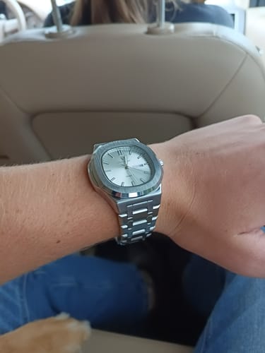 Customer photo review of Lucky Fours® Brone