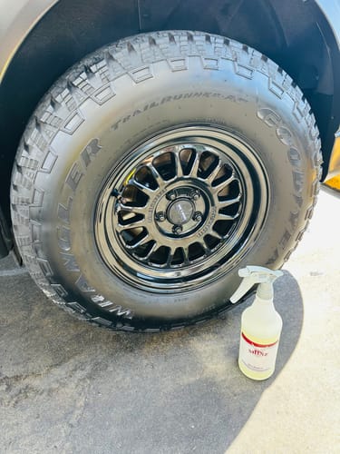 Customer photo review of Decked Out - 16oz. w/ Spray Bottle