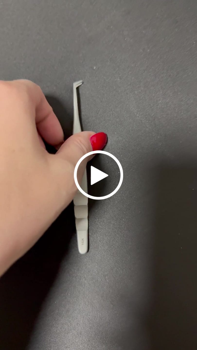 Customer video review of Pinzas Volumen Nº 01 | de Beauty Lash