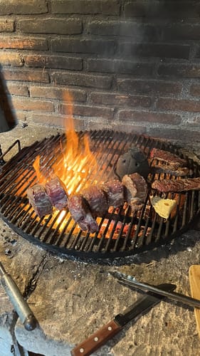 Reseña con foto de un cliente sobre Filete cabrería con hueso