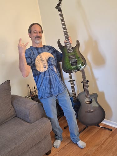 Customer photo review of Guitars Yin Yang Tie Dye T-Shirt