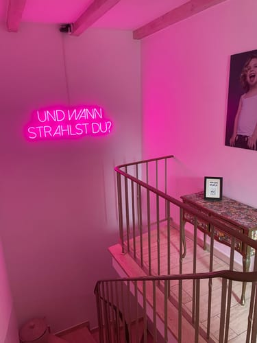 Nadja S. review of LED-Neon Schriftzug Und wann strahl... image 1 out of 1