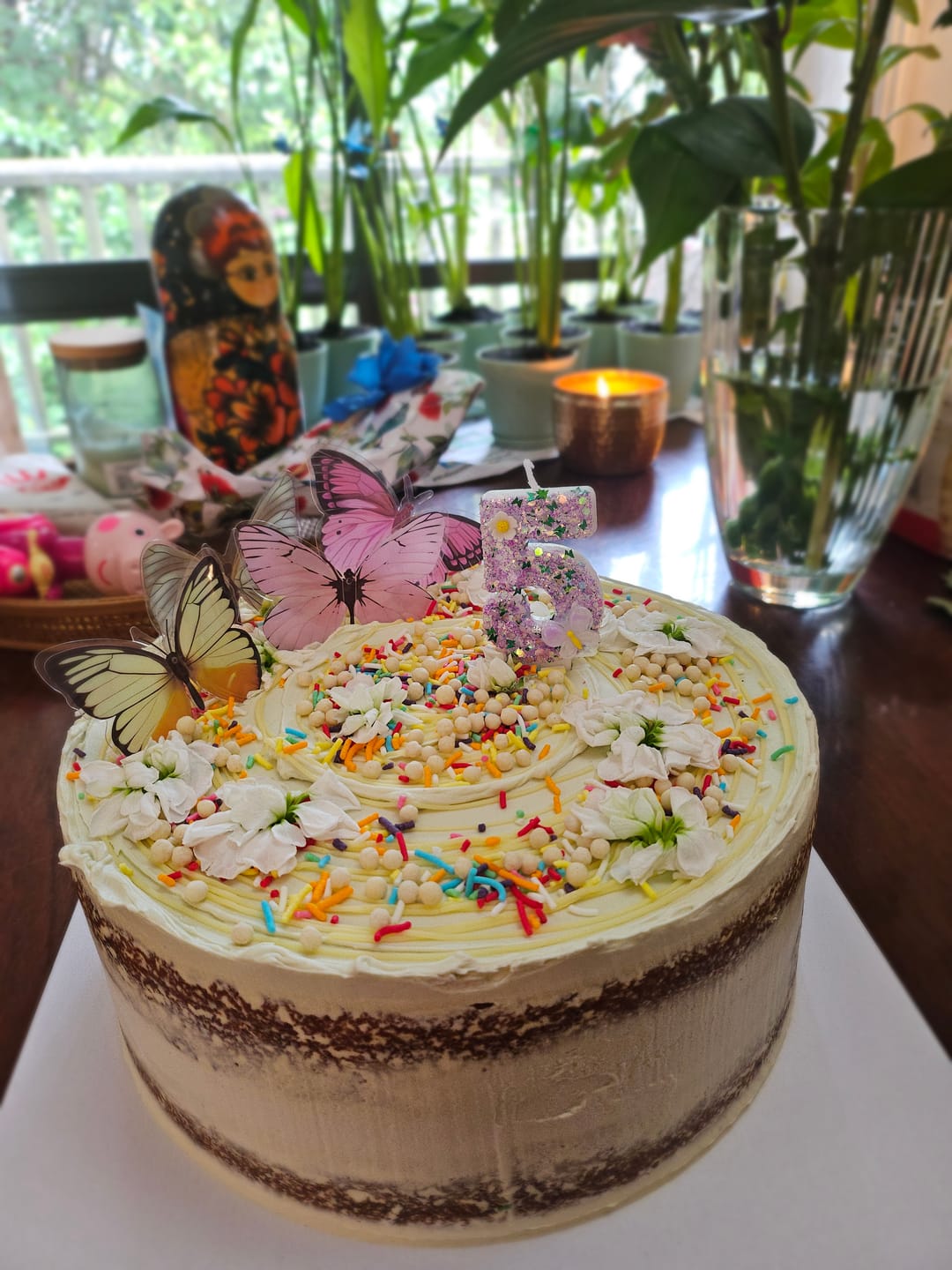 Customer photo review of funfetti cake