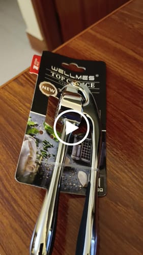 Customer video review of Wellmes Garlic Press