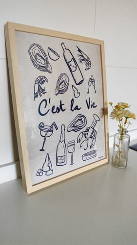Customer photo review of Ilustración "C'est La Vie" - SIN MARCO
