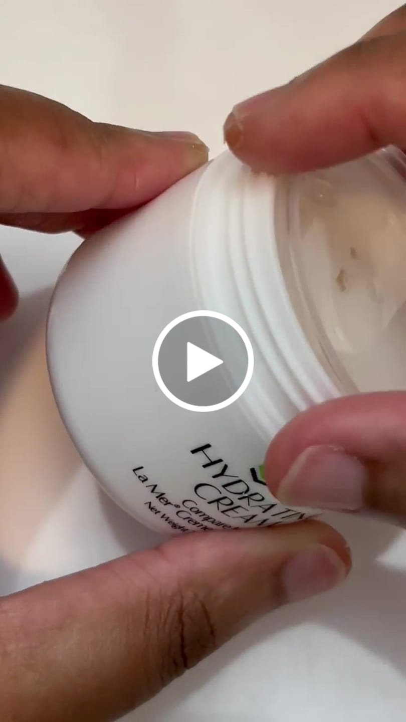 Customer video review of HYDRATING CREAM | BARRIER SUPPORT
