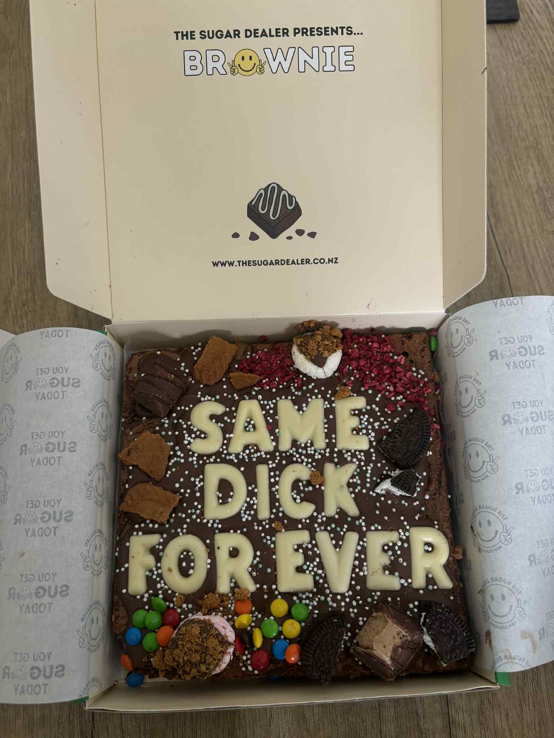 Customer photo review of Custom message loaded brownie