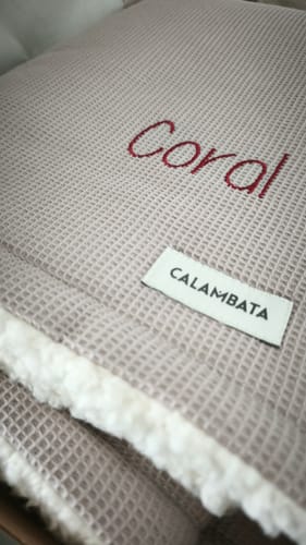 Customer photo review of Manta Piqué Borreguillo Rosa