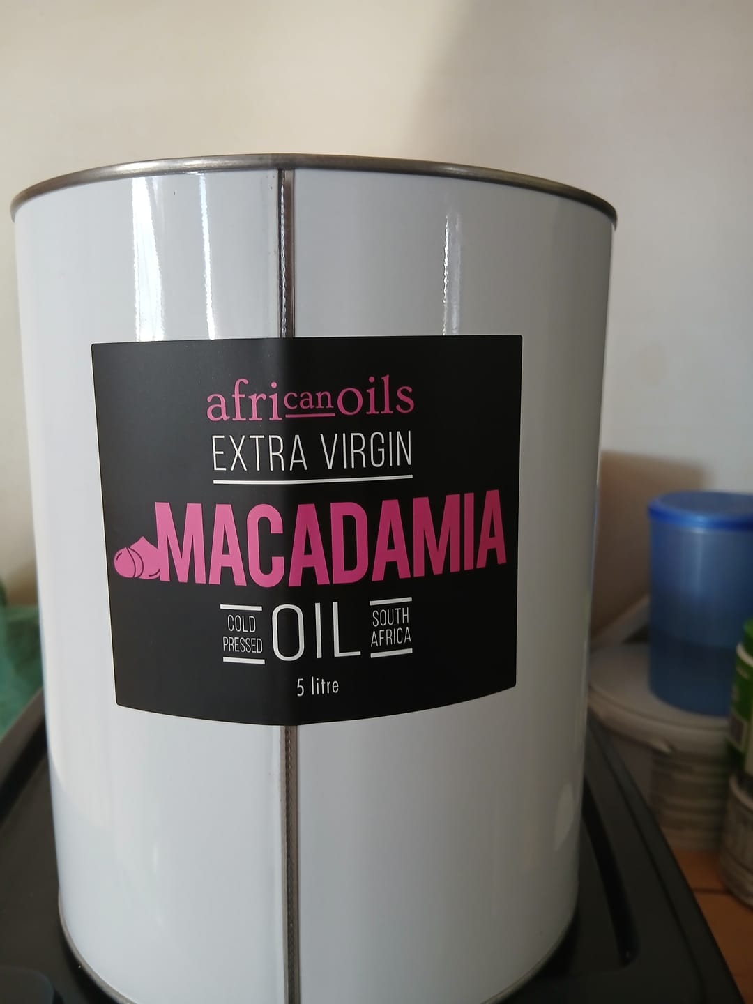 Customer photo review of 5L Cold-Pressed Macadamia Oil - Mbombela