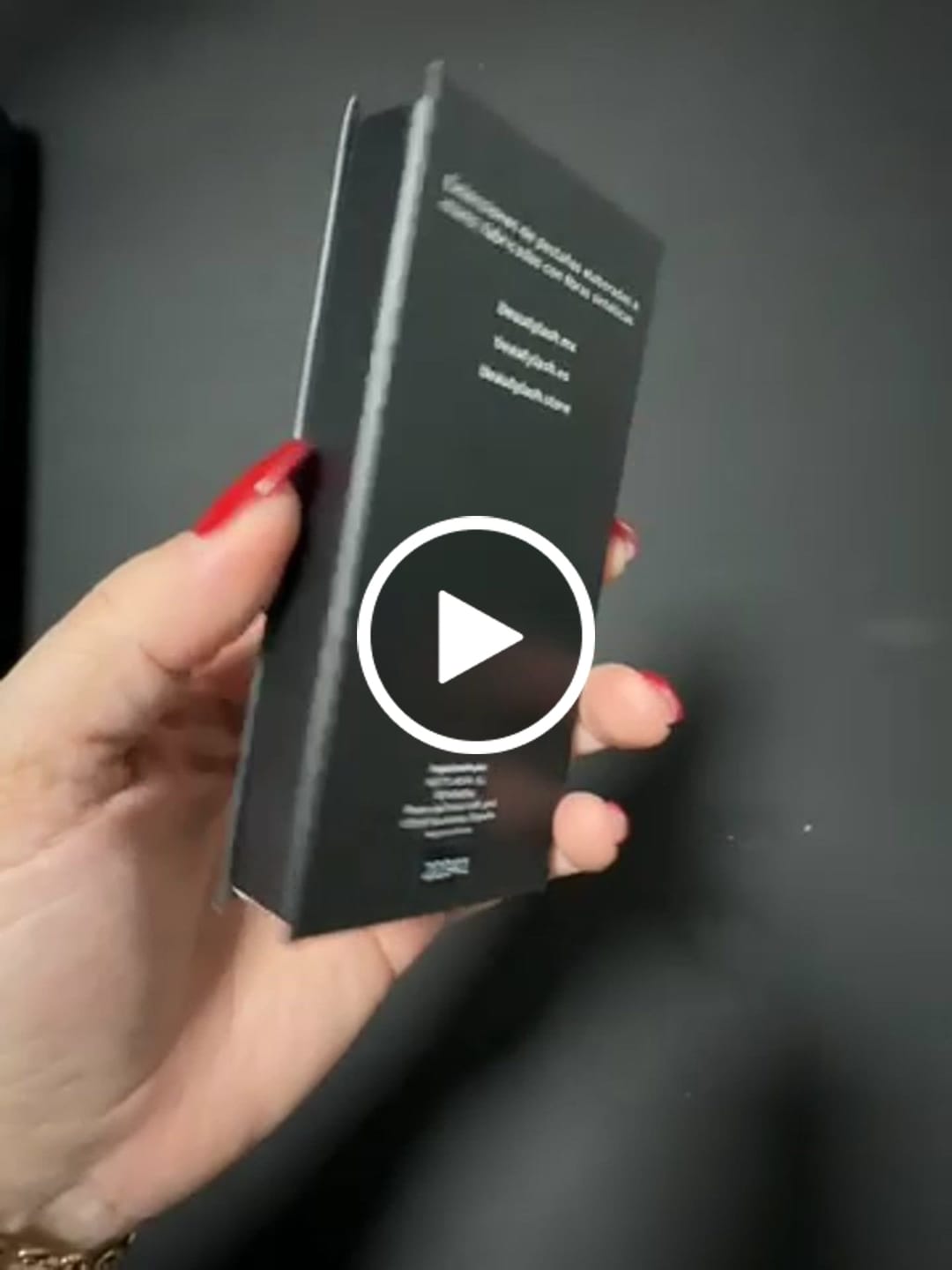 Customer video review of Dark Volume Lashes