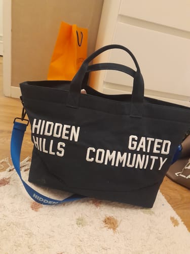Customer photo review of GATED COMMUNITY CANVAS SHOPPER BAG