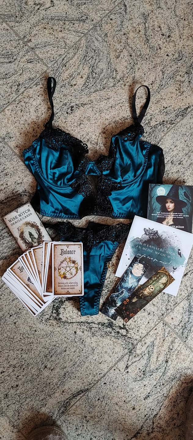Customer photo review of EVERLIE BOX 💕