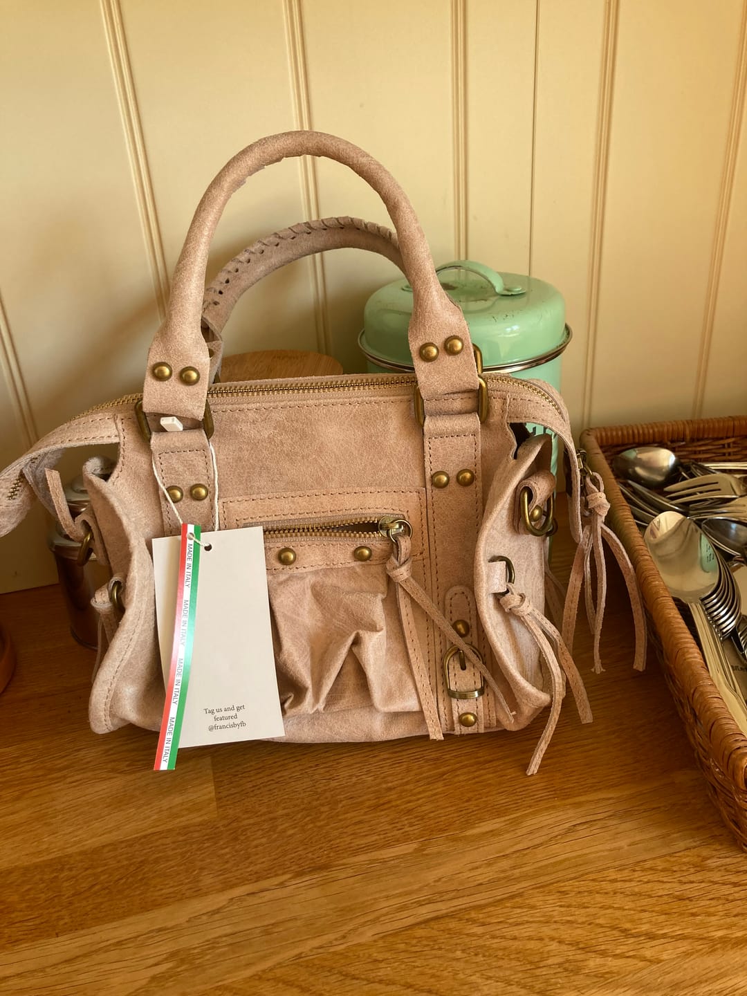 Customer photo review of Mini it girl bag vanilla pink