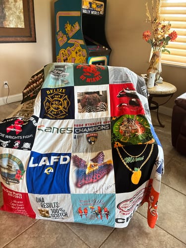 Customer photo review of Project Repat T-Shirt Quilt