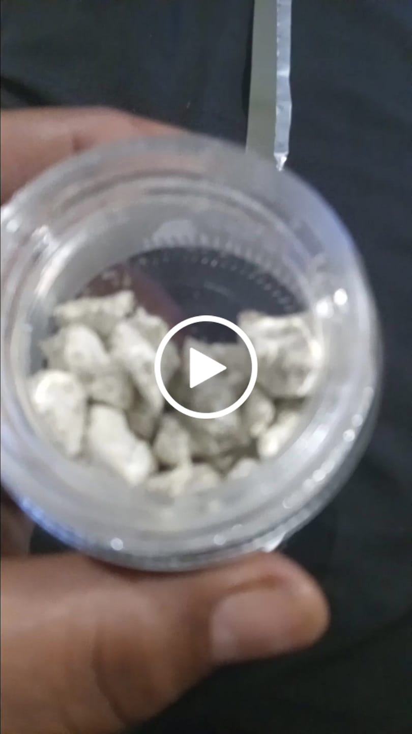 Customer video review of Snowballs