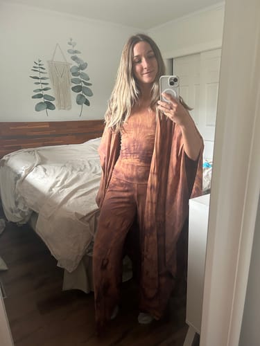 Customer photo review of Raven Shawl - shibori