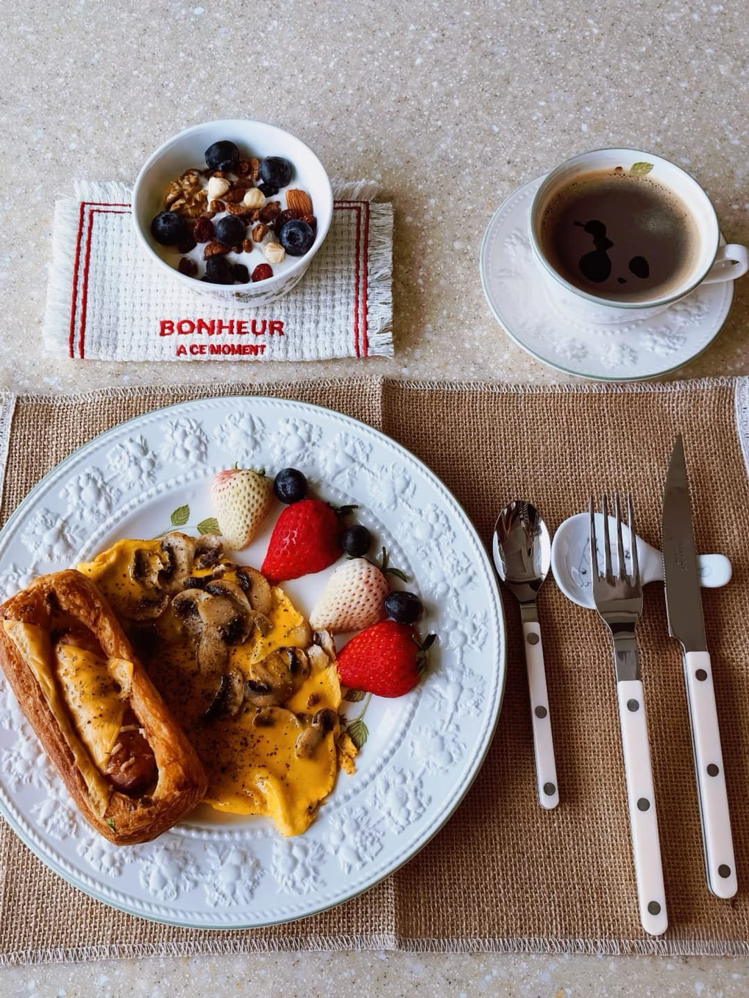 Customer photo review of Nordic Bistrot Style 8-Pics Flatware Set ( $4.9 Each ) - Bistrot Cutlery Set