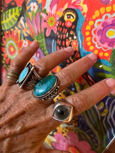 Customer photo review of Hand Painted Blue Speckled King Eye Ring