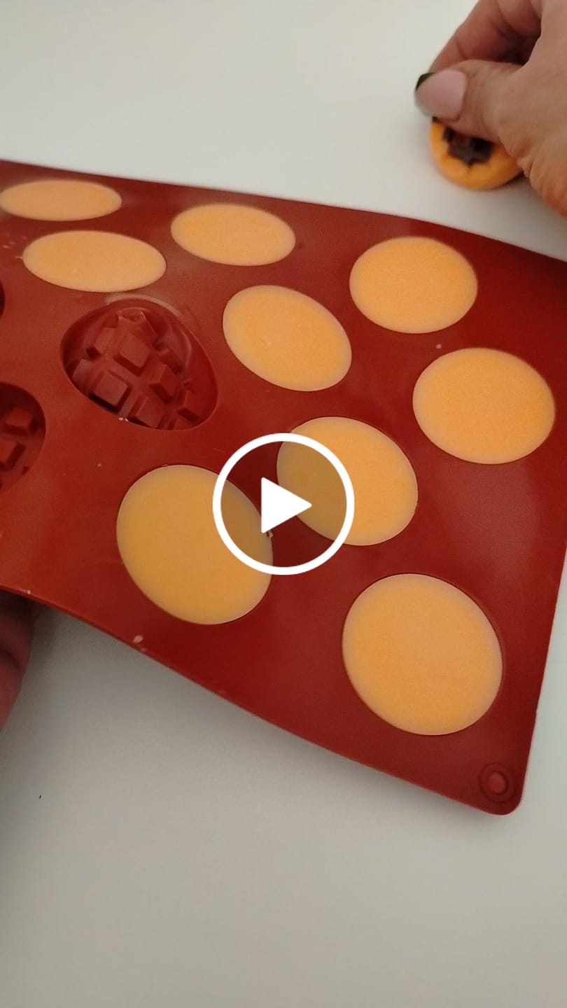 Customer video review of Fragancia ORANGE & SPICES